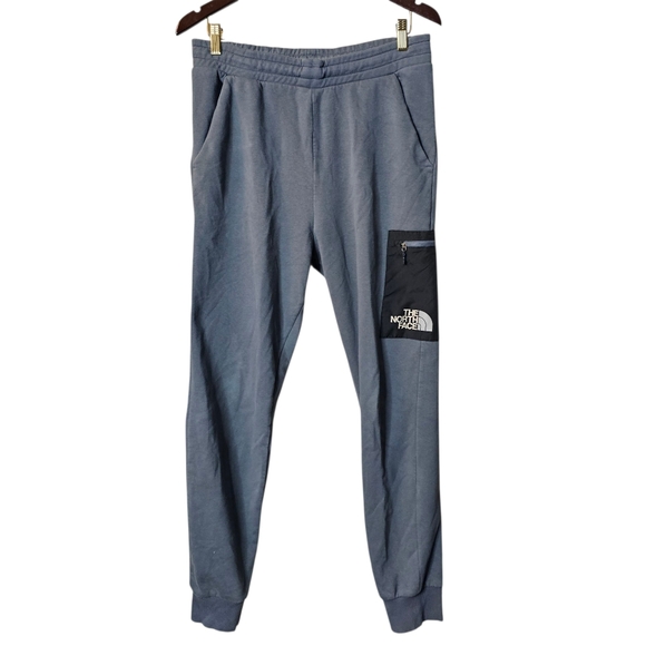 The North Face Men's Fleece Jogger Sweatpants - Gray with Zip Cargo Pocket - Picture 2 of 6